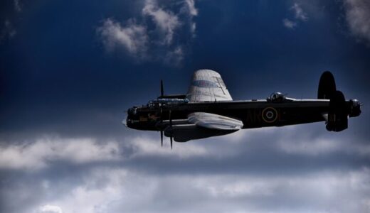 lancaster bomber, airforce, world war 2-2925189.jpg